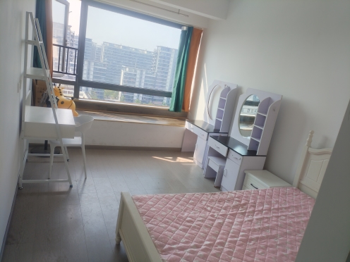 合租·绿城桂语朝阳 5居室 南卧