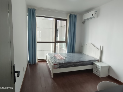 合租·戛纳湾金棕榈 5居室 南卧