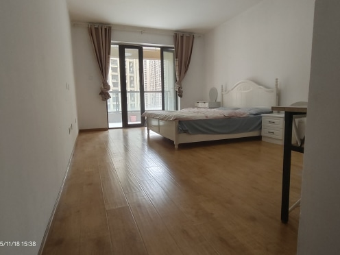 合租·南湖国际社区 5居室 南卧