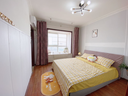 合租·星典时代 4居室 南卧