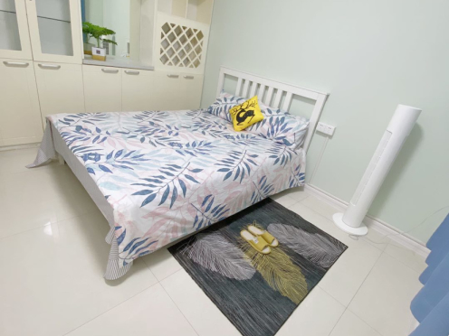 合租·至雅大厦 5居室 南卧