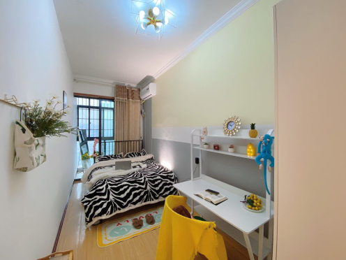 合租·茂华国际湘 5居室 南卧