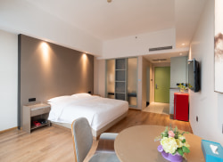 独栋·Ai+公寓 海洋广场店 落地窗景观房 开间_海洋广场租房