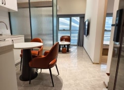 独栋·华府服务公寓 情侣北路中山大学店 华发直营 带衣柜 免一个租金 押一付一 含网络 停车等 1室1厅_蓝湾智岛二期租房