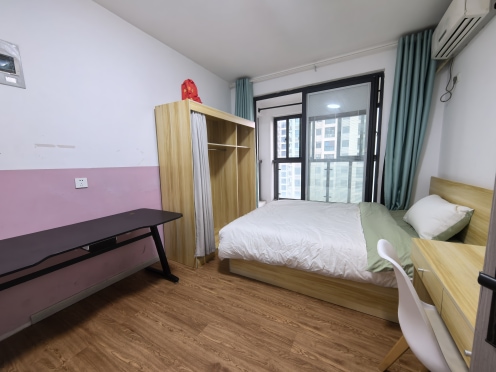 合租·宝南花园 3居室 南卧