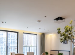 独栋·源悦里青年公寓酒店 东城万达店 万达中心·艺享创作空间 层高开阔 采光通透 艺术社群 1室1厅_东城万达广场租房