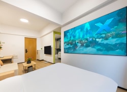 独栋·源悦里精选公寓酒店 东城万达店 万达公馆·私域创业者直播工作站 直播友好 宽带升级 快递代收 1室1厅_东城万达广场租房