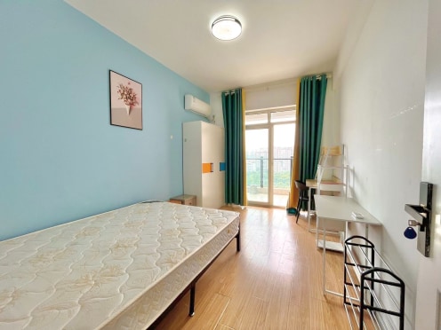 合租·望江锦园 5居室 南卧