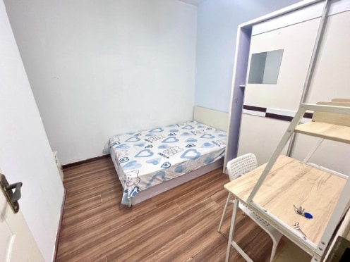 合租·锦东庭园 5居室 南卧