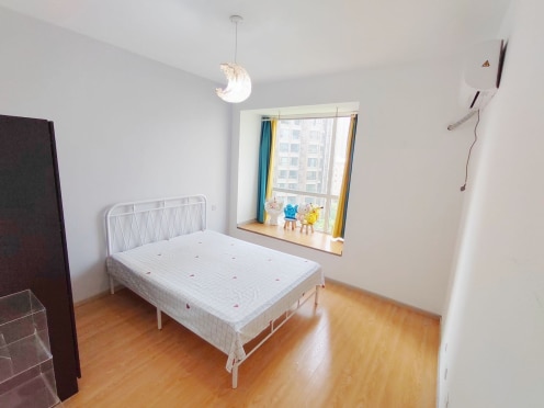 合租·望江锦园 5居室 南卧