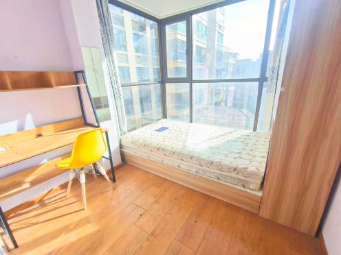 合租·中房优山PLUS 5居室 东南卧