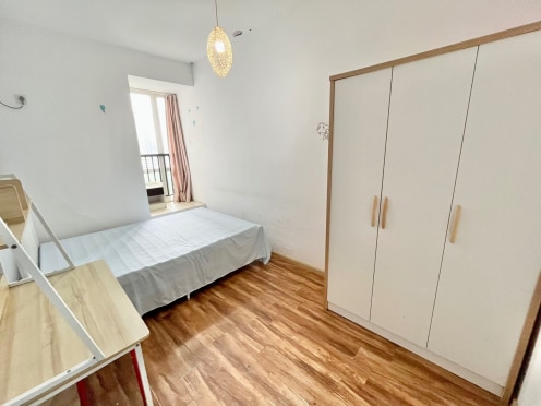 合租·望江水岸 5居室 南卧