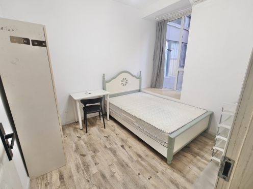 合租·锦东庭园 4居室 南卧