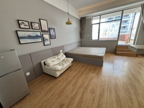 独栋·澄悦公寓 汀兰店 阳光房 超大露天阳台  南北通透 开间