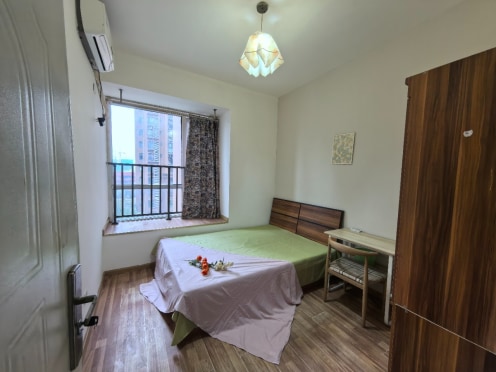 合租·祥和佳苑(高新) 4居室 南卧