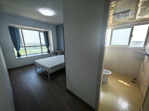 合租·中加水岸 4居室 西卧