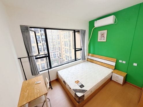 合租·荣盛香榭兰庭二期 4居室 东南卧