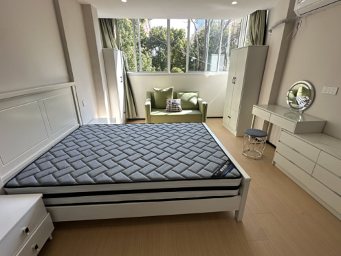 独栋·合木公寓 古娄邻居中心店 古楼地铁口 无中介 独卫精装公寓201 1室1厅