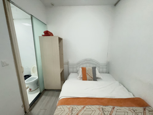 独栋·合木公寓 苏枫寓凤凰街2店 凤凰街简约独卫精装特惠F户型 开间