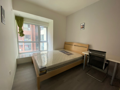 合租·华润橡树湾B区 3居室 东北卧