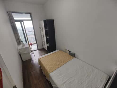 合租·清河阳光 4居室 东卧