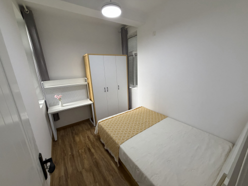 合租·桃园柳岸 5居室 南卧