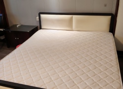 独栋·银都公寓 海宁店 可短租 月付 拎包入住  精装修 海宁市中心 独厨独卫 开间_西山路571号租房