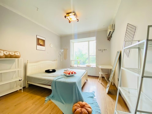 合租·童子街庭苑 5居室 东卧