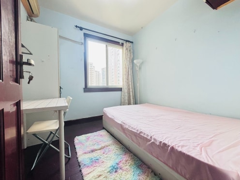 合租·朝阳名宅 5居室 南卧