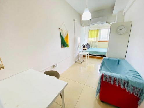 合租·中电大厦 5居室 北卧