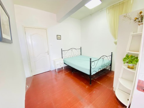 合租·蓉上坊二期 5居室 西南卧