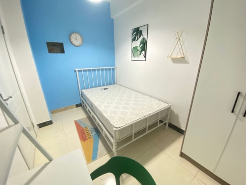 合租·秀水花园 5居室 西南卧