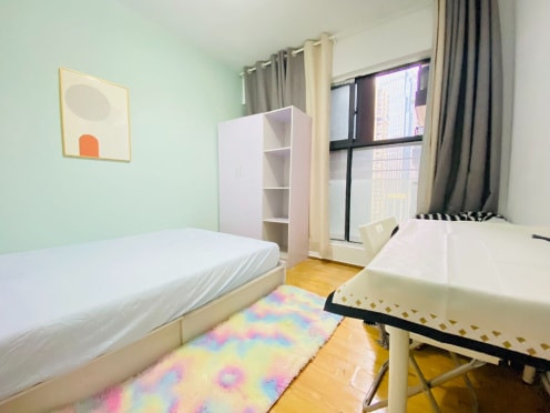 合租·MOMA摩玛城 5居室 东北卧