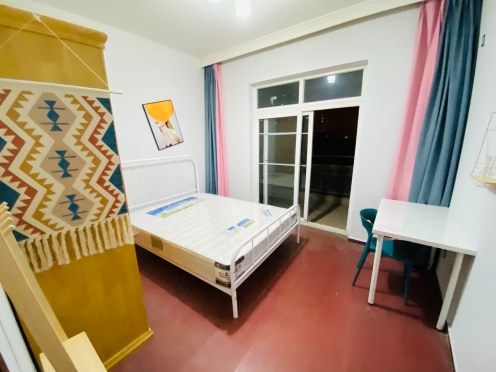 合租·建银大厦 5居室 东南/西南卧