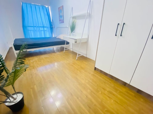 合租·秀水花园 5居室 北/东北卧