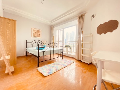 合租·建银大厦 5居室 南卧