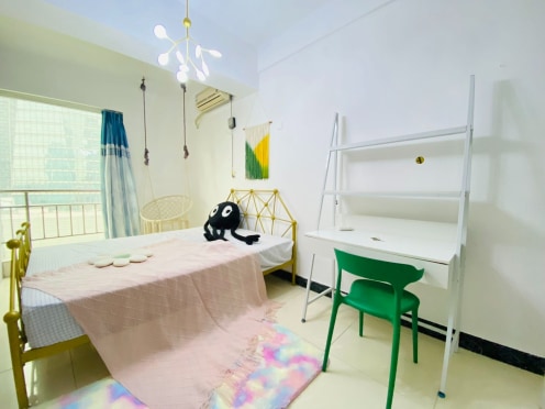 合租·秀水花园 5居室 东南卧