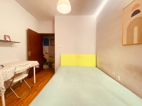 合租·蜀都花园 5居室 西卧