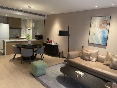 独栋·恺信公寓 桐梓林店 拎包随住0中介带保洁含管理费 月付月租 桐梓地铁口 企业特惠 1室1厅