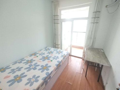 合租·双华麓港 3居室 南卧