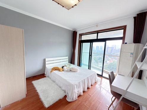 合租·每日汇城 2居室 南卧