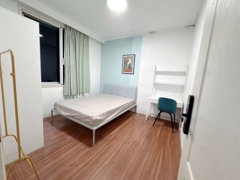 合租·芳草地 3居室 南卧