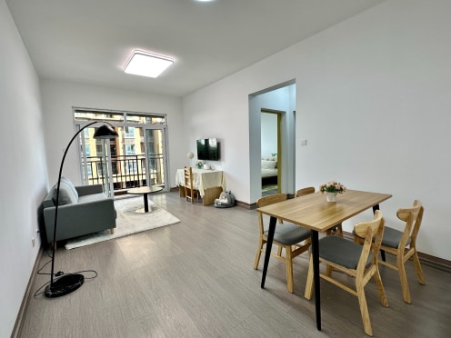 独栋·融居·铁山坪公寓 融居铁山坪店 特惠两室地铁旁、干净、月付拎包入住无中介费 2室1厅