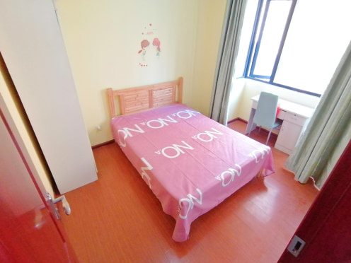 合租·新兴北京御园二期 5居室 南卧