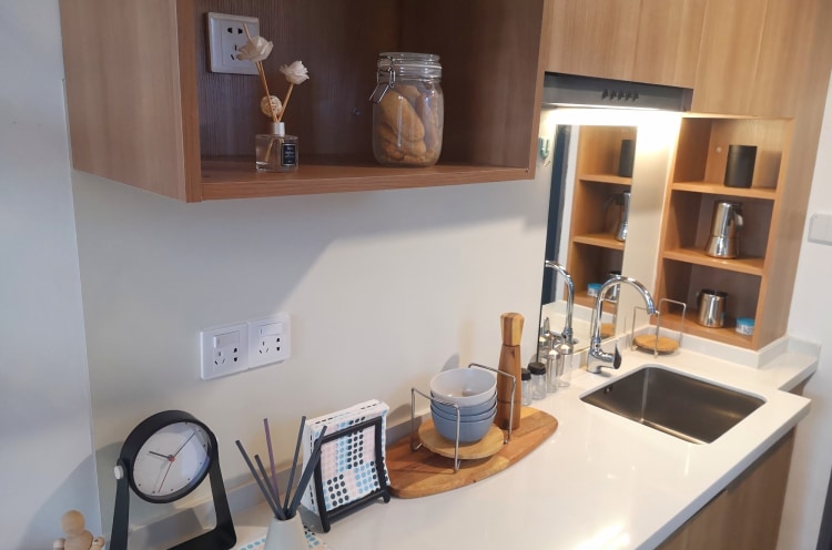 近地铁宜山路，可短租精装一居室loft 限时特价房