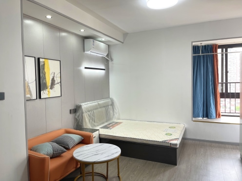 合租·凤凰栖岸 3居室 南卧