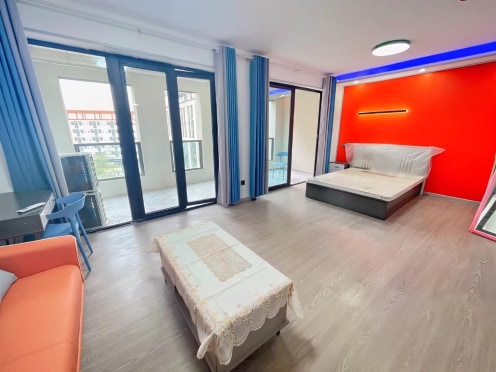 合租·花样年智荟城 3居室 南卧