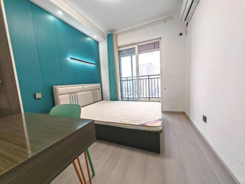 合租·合能珍宝琥珀3期 3居室 南卧