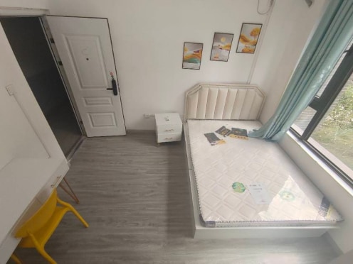 合租·合能枫丹铂麓三期 4居室 南卧