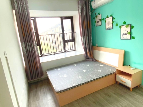 合租·北辰南湖香麓 3居室 南卧